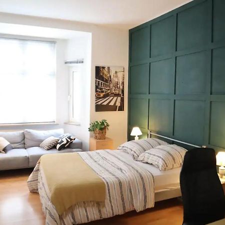 Cozy , Warm And Welcoming Room In The Heart Of Nuernberg ภายนอก รูปภาพ